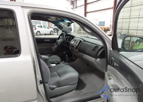 2010 Toyota Tacoma Base V6 из США, поврежденный, VIN 5TELU4ENXAZ747247